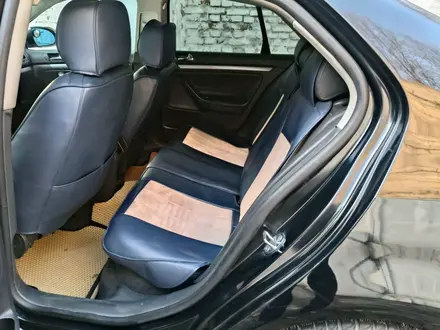 Volkswagen Jetta 2005 года за 2 500 000 тг. в Алматы – фото 10