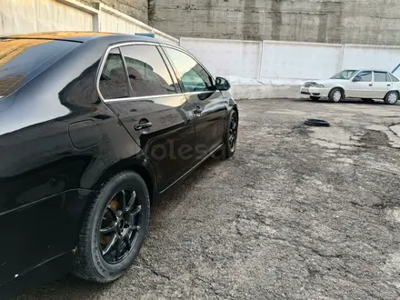 Volkswagen Jetta 2005 года за 2 500 000 тг. в Алматы – фото 5