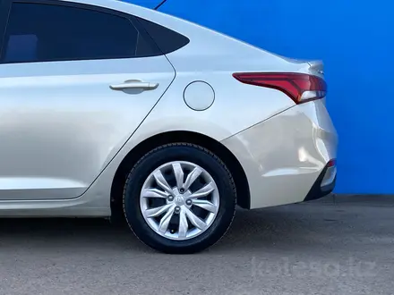 Hyundai Solaris 2018 года за 7 240 000 тг. в Алматы – фото 7