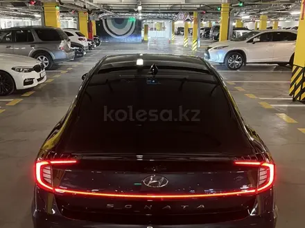 Hyundai Sonata 2022 года за 17 500 000 тг. в Алматы – фото 13