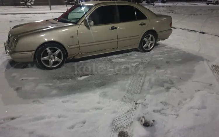 Mercedes-Benz E 230 1996 годаүшін2 000 000 тг. в Алматы