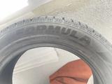 Комплект зимних шин Formula д/к Pirelli резине 3 мес почти новая за 100 000 тг. в Караганда