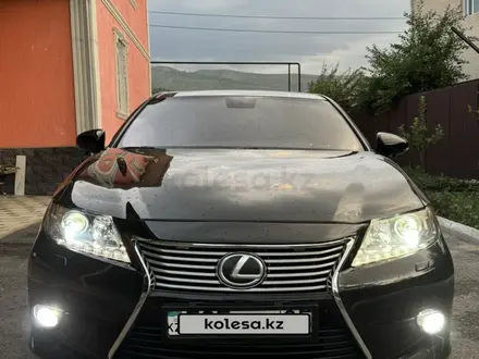 Lexus ES 250 2012 года за 11 800 000 тг. в Алматы – фото 3