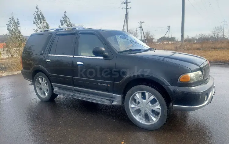 Lincoln Navigator 2003 года за 5 250 000 тг. в Астана