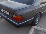 Mercedes-Benz E 200 1993 годаfor1 000 000 тг. в Кызылорда – фото 4
