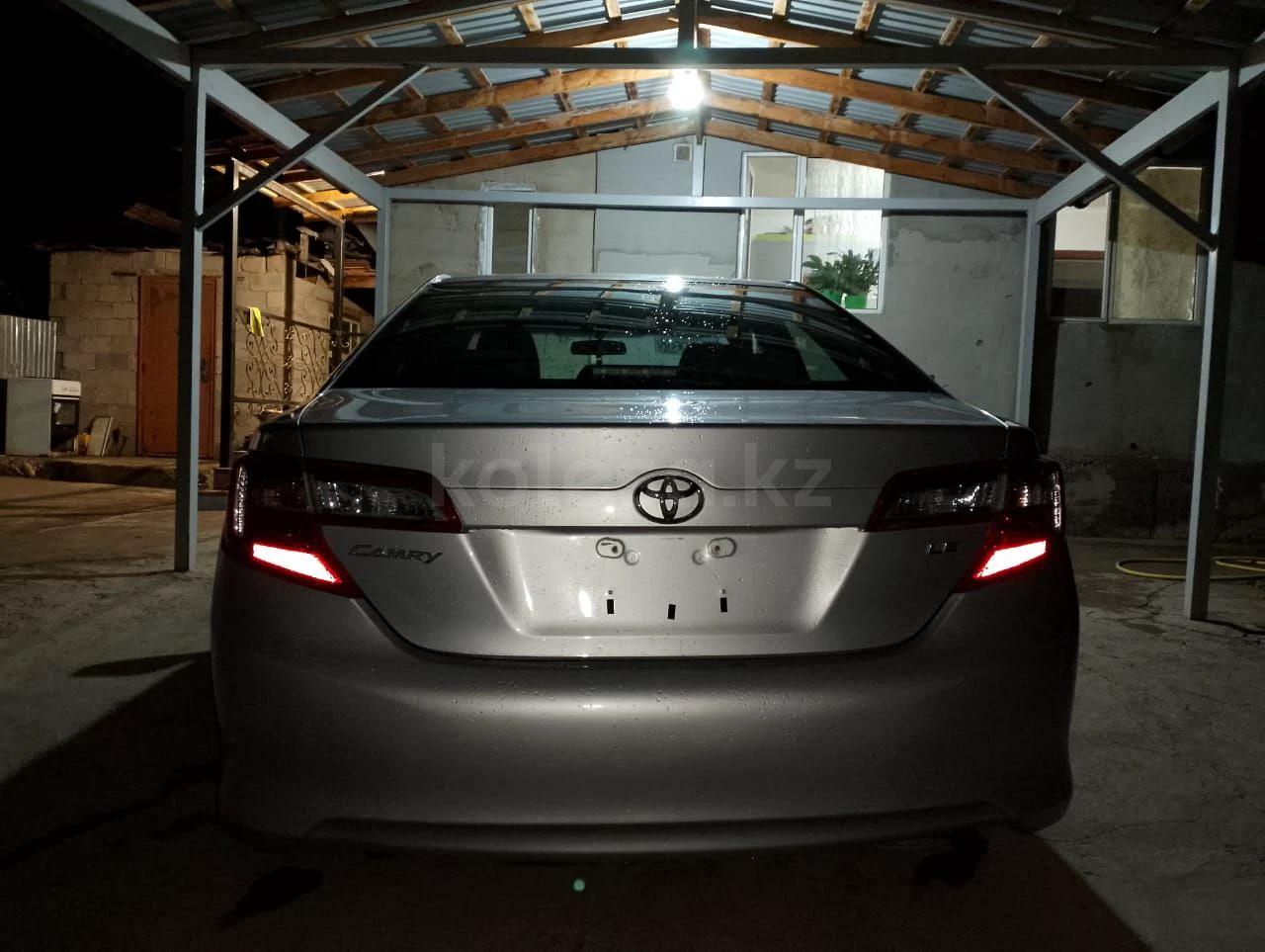 Toyota Camry 2012 г.