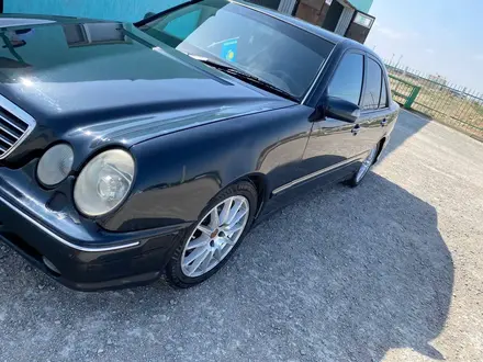 Mercedes-Benz E 280 2000 года за 3 500 000 тг. в Актау – фото 6