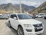 Volkswagen Touareg 2008 годаүшін8 000 000 тг. в Алматы