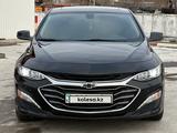 Chevrolet Malibu 2020 годаfor11 850 000 тг. в Караганда – фото 3