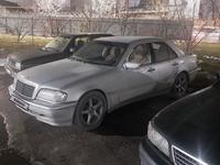 Mercedes-Benz C 180 1994 года за 1 600 000 тг. в Алматы