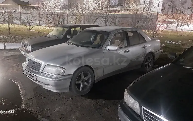 Mercedes-Benz C 180 1994 годаfor1 600 000 тг. в Алматы