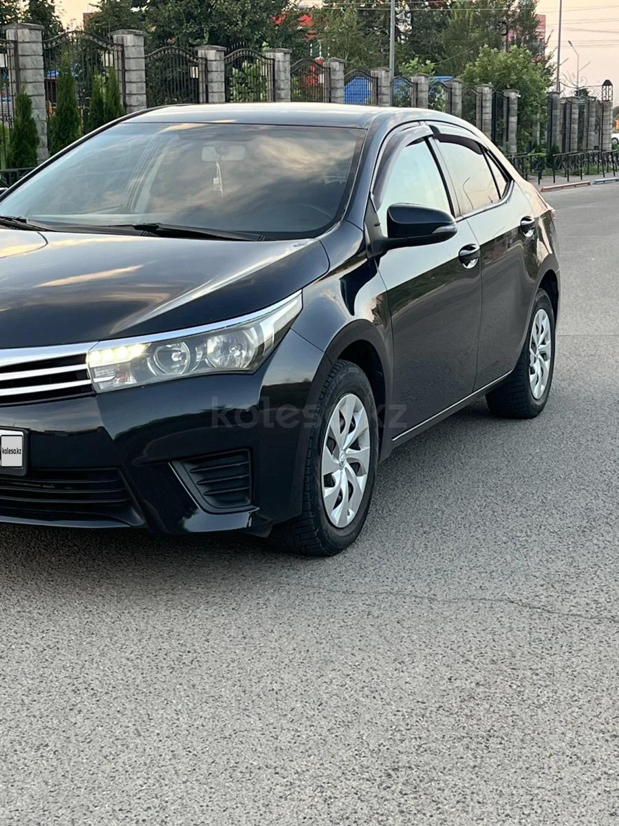 Toyota Corolla 2015 г.