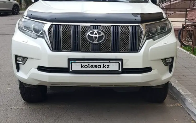 Toyota Land Cruiser Prado 2019 года за 25 000 000 тг. в Астана