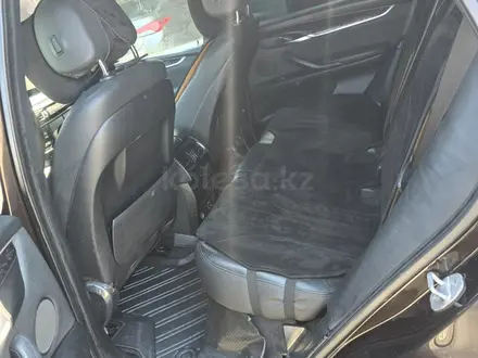 BMW X5 2017 года за 17 000 000 тг. в Атырау – фото 17