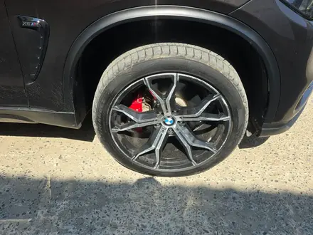 BMW X5 2017 года за 17 000 000 тг. в Атырау – фото 16