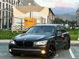 BMW 750 2011 года за 13 000 000 тг. в Алматы – фото 2