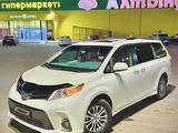Toyota Sienna 2018 годаүшін13 000 000 тг. в Уральск