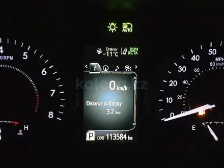 Toyota Sienna 2018 года за 13 000 000 тг. в Уральск – фото 9