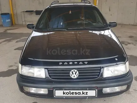 Volkswagen Passat 1995 года за 1 600 000 тг. в Шымкент