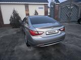 Hyundai Sonata 2010 года за 5 600 000 тг. в Тараз – фото 2
