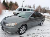 Toyota Camry 2004 года за 6 100 000 тг. в Усть-Каменогорск – фото 3