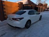 Toyota Camry 2024 года за 19 000 000 тг. в Павлодар – фото 4