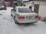 Mercedes-Benz E 230 1997 годаfor2 200 000 тг. в Семей – фото 3