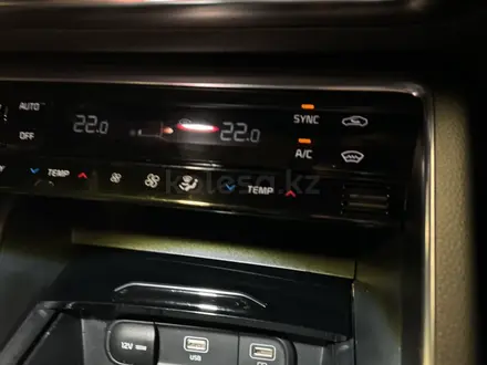 Kia K5 2021 года за 13 500 000 тг. в Алматы – фото 17