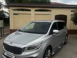 Kia Carnival 2019 года за 10 800 000 тг. в Шымкент – фото 3