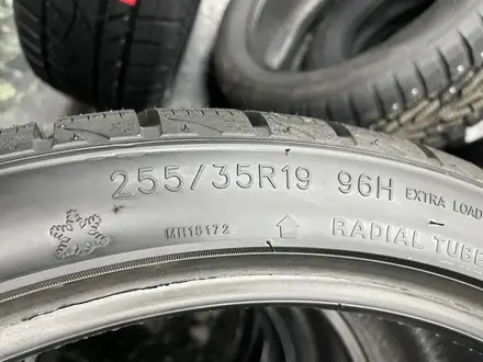 RoadX RX Frost WU01 225/40 R19 и 255/35 R19 за 350 000 тг. в Астана