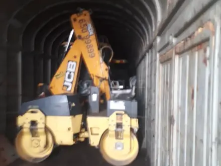 JCB  3CX 2013 года за 30 000 000 тг. в Алматы
