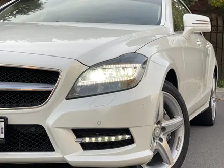 Mercedes-Benz CLS 350 2013 года за 17 000 000 тг. в Астана – фото 4