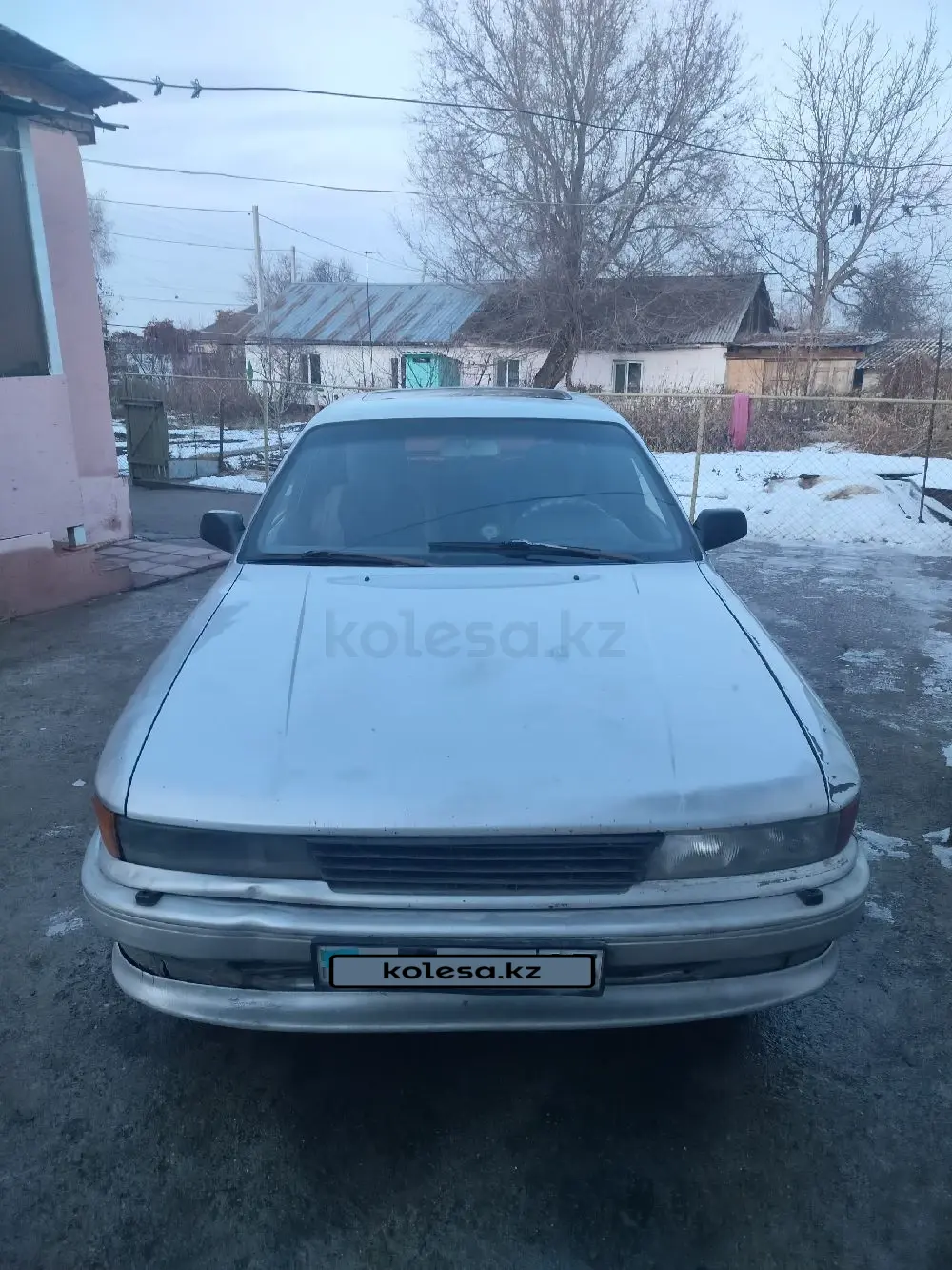 Mitsubishi Galant, 1989