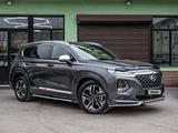 Hyundai Santa Fe 2019 года за 12 500 000 тг. в Шымкент