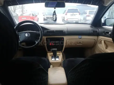 Volkswagen Passat 2003 года за 2 900 000 тг. в Петропавловск – фото 6