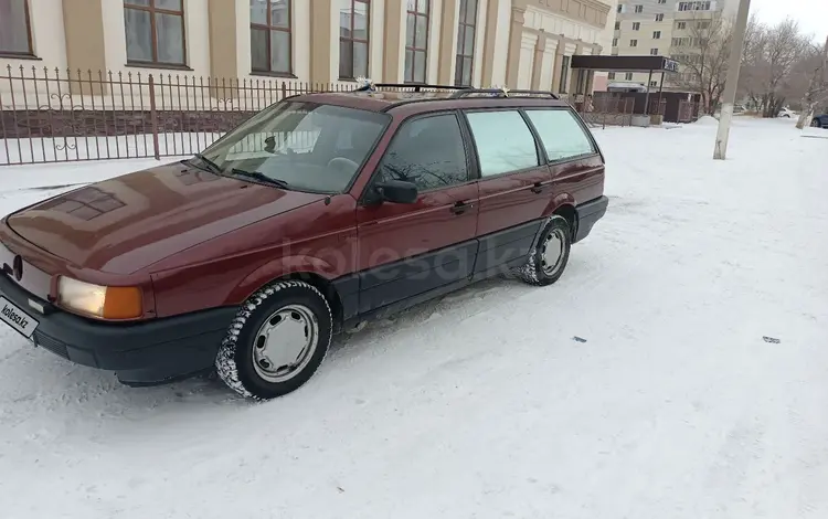 Volkswagen Passat 1990 года за 1 260 000 тг. в Семей