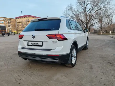 Volkswagen Tiguan 2018 года за 14 200 000 тг. в Караганда – фото 2