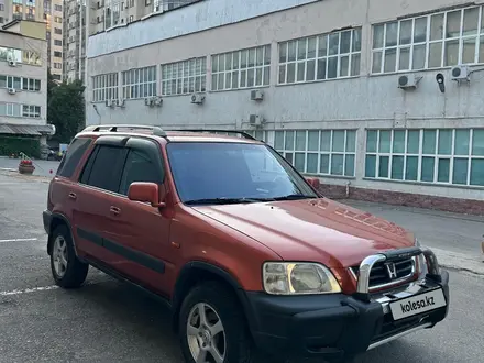 Honda CR-V 1997 года за 3 290 000 тг. в Алматы – фото 2