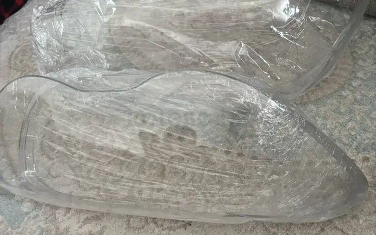 Стекла фар (пара) за 40 000 тг. в Алматы