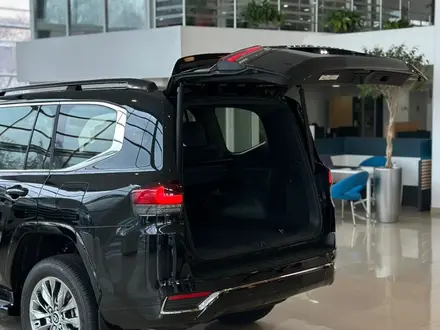 Toyota Land Cruiser Premium+ 2025 года за 72 090 000 тг. в Алматы – фото 9