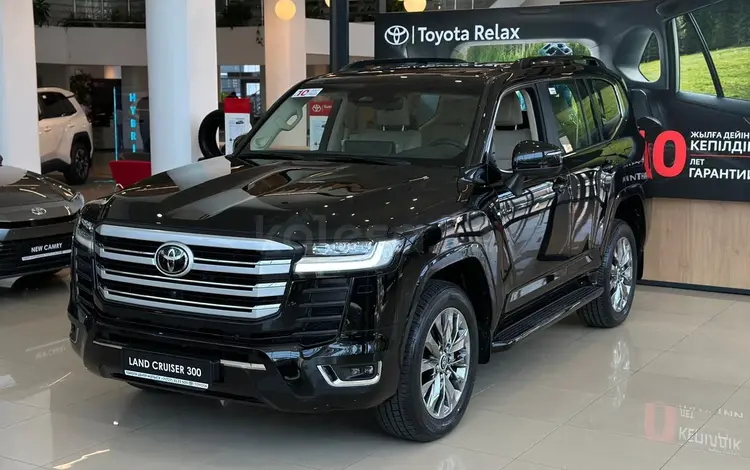 Toyota Land Cruiser Premium+ 2025 года за 67 690 000 тг. в Алматы