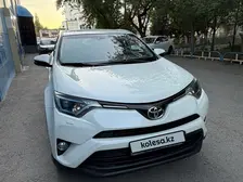 Toyota RAV4, 2016