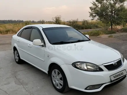 Daewoo Gentra 2014 года за 4 200 000 тг. в Алматы – фото 3