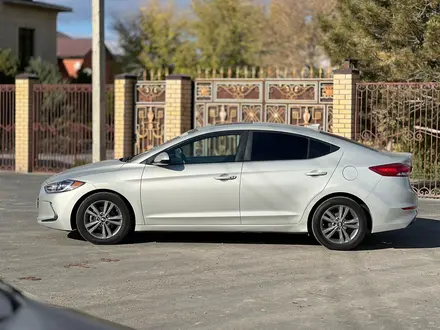 Hyundai Elantra 2017 года за 5 500 000 тг. в Атырау – фото 5