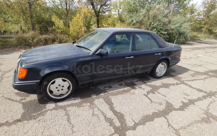 Mercedes-Benz E 260 1988 года за 2 000 000 тг. в Темиртау