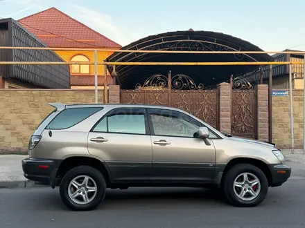 Lexus RX 300 2001 года за 4 400 000 тг. в Алматы – фото 3