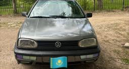 Volkswagen Golf 1997 годаүшін1 400 000 тг. в Уральск