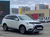Mitsubishi Outlander 2019 годаүшін9 650 000 тг. в Астана – фото 2