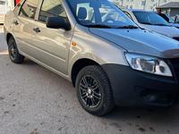 ВАЗ (Lada) Granta 2190 2013 годаүшін2 500 000 тг. в Кокшетау