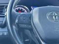 Toyota Camry 2019 года за 9 999 999 тг. в Уральск – фото 16